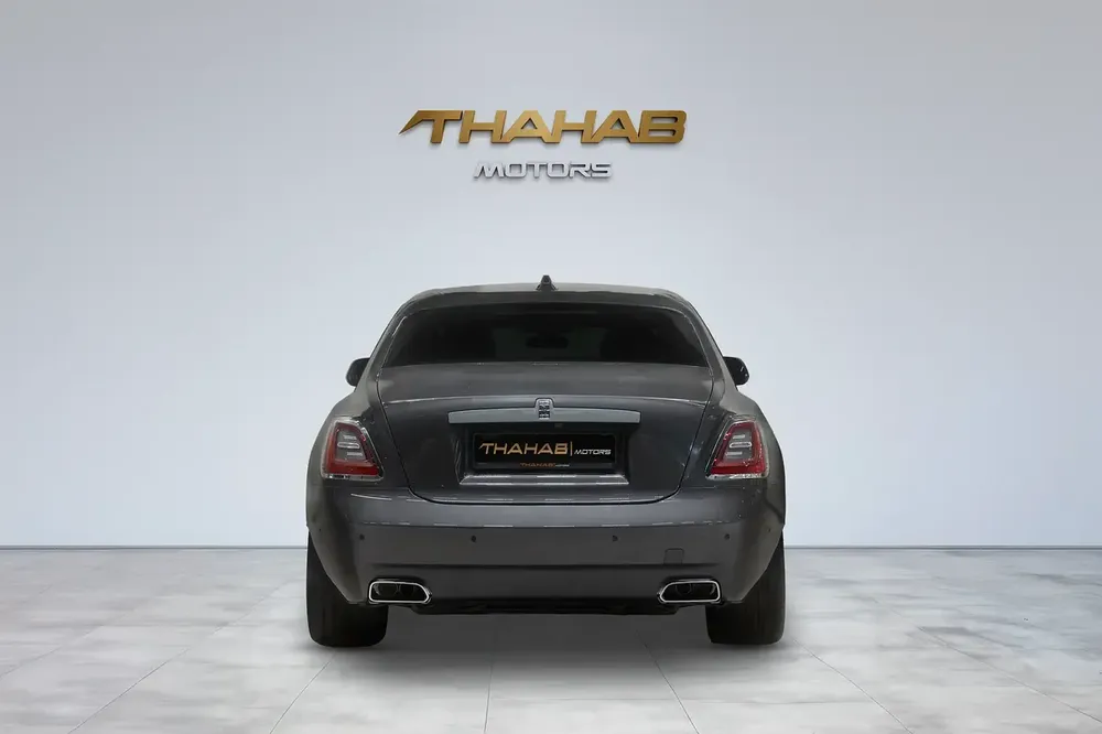 2024 | SPECIAL ORDER | BESPOKE TRI-TONE INTERIOR | FULL OPTION | LOW MILEAGE | PERFECT CONDITION - Image 5