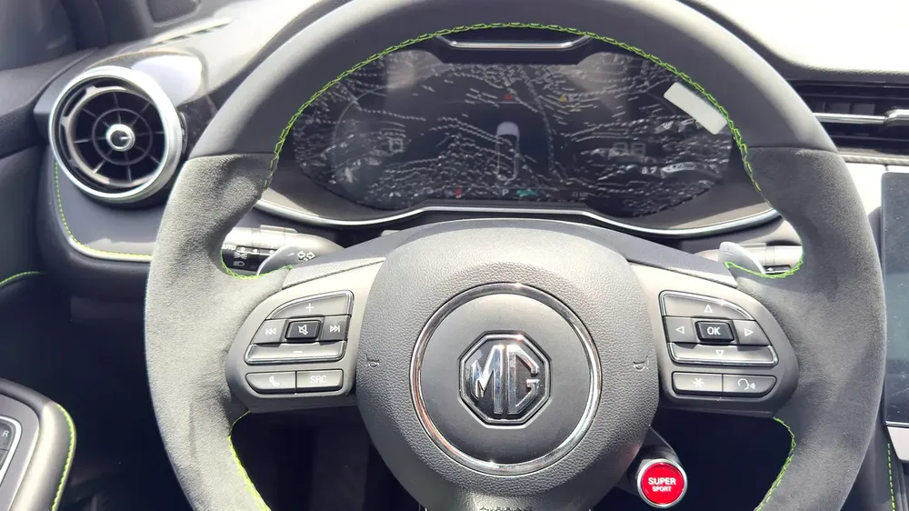 MG 6 Trophy 2025 Chinese Specs - Image 13