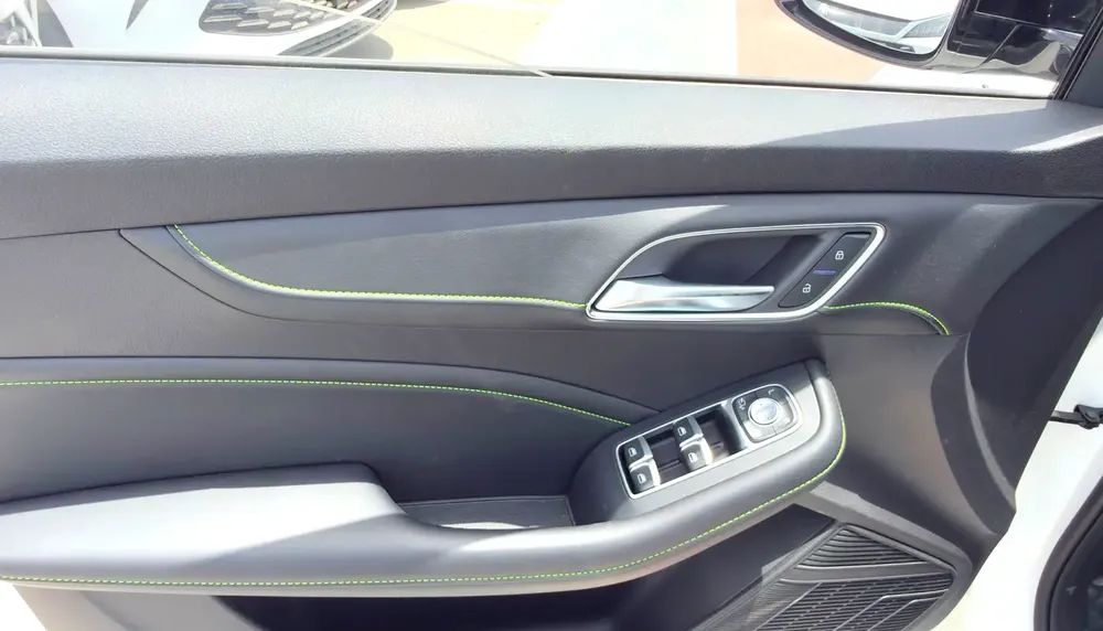MG 6 Trophy 2025 Chinese Specs - Image 18