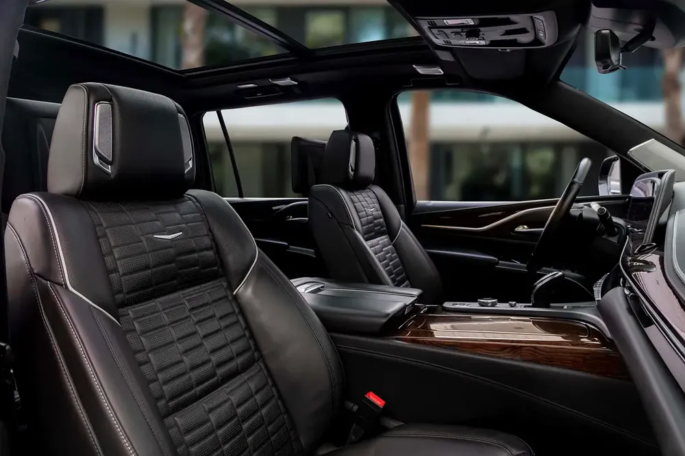 5,092 P.M |  Escalade Sport Platinum | 0% Downpayment | Escalade Full Option Service Contract! - Image 11