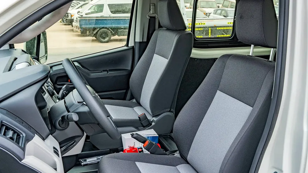 2026 Toyota Hiace High Roof 3.5L Petrol MT (13-Seats) - Image 13