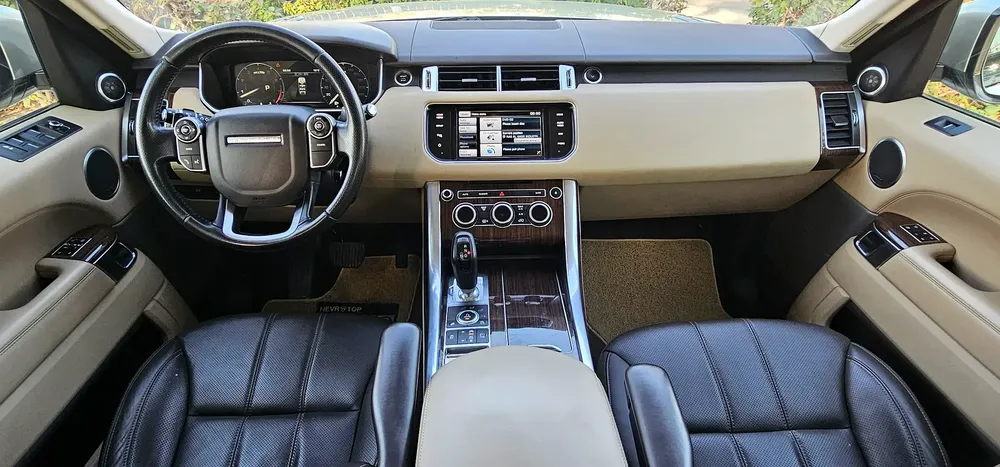 LAND ROVER RANGE ROVER SPORT HSE KM 146000 MODEL 2014 G.C.C ACCIDENT FREE - Image 8