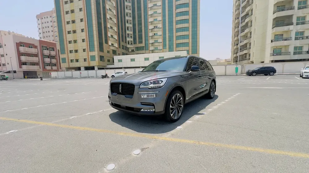 2022 Lincoln Aviator Reserve II | GCC Specs | Pristine Condition | Under warranty  Service cont - Image 4