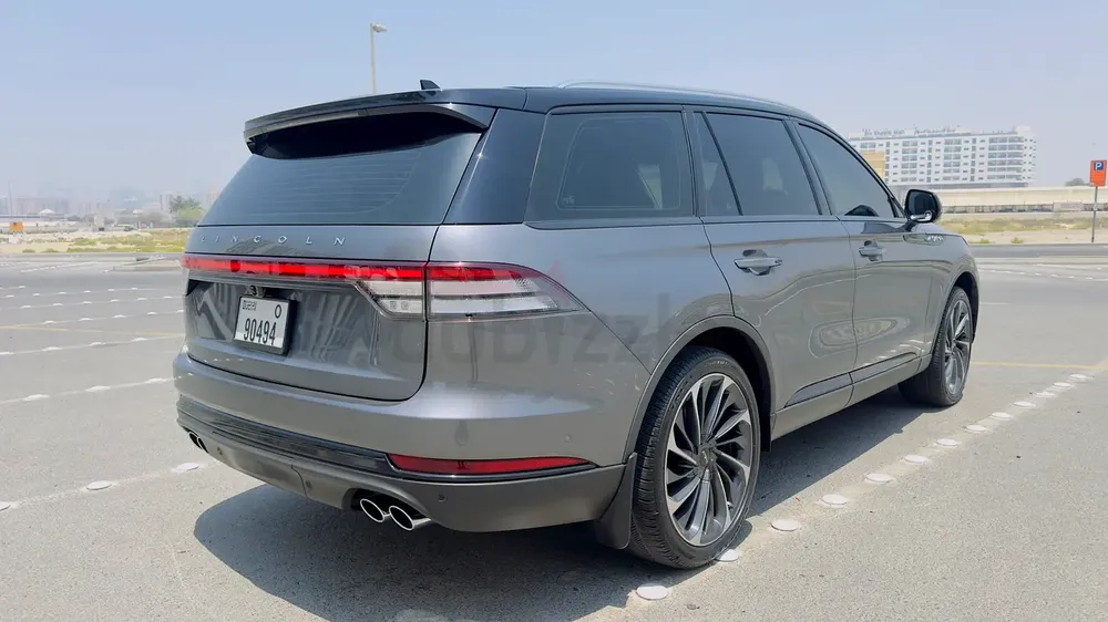 2022 Lincoln Aviator Reserve II | GCC Specs | Pristine Condition | Under warranty  Service cont - Image 5