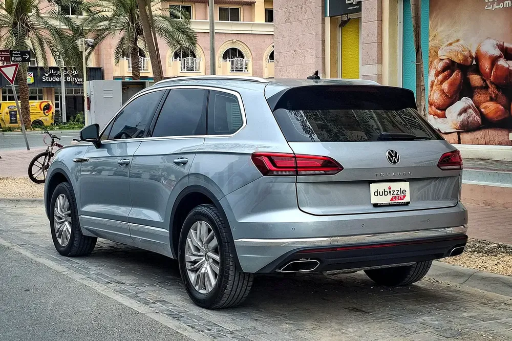 AED 2507/month | 2023 Volkswagen Touareg Atmosphere Comfortline/Highline | GCC Specs | Ref#443513 - Image 8