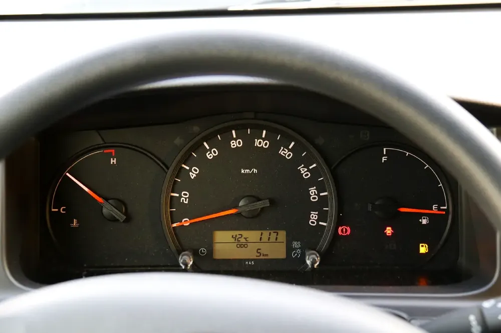 HIACE COMMUTER WITH A/C 2026 - For Export - Image 11