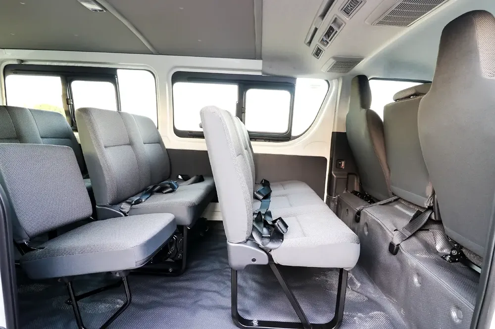 HIACE COMMUTER WITH A/C 2026 - For Export - Image 17