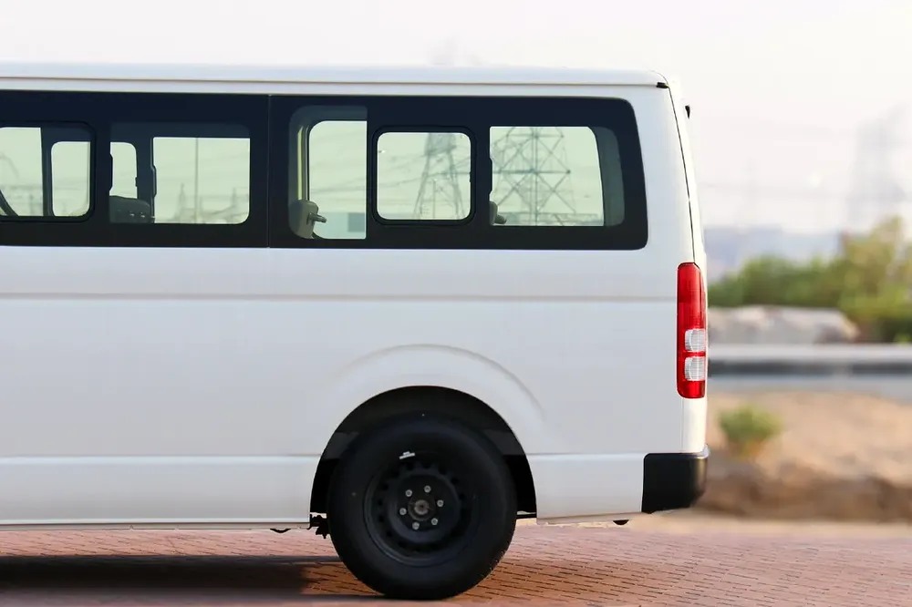 HIACE COMMUTER WITH A/C 2026 - For Export - Image 5