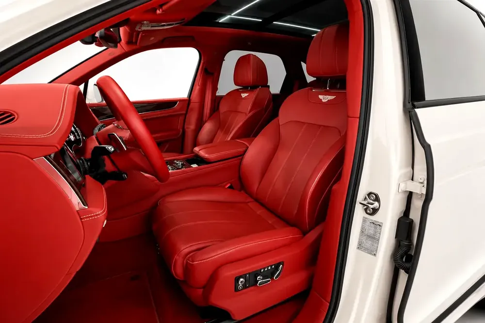 Bentley Bentayga 2019 | V8 Twin-Turbo | GCC Specs | Excellent Condition - Image 11