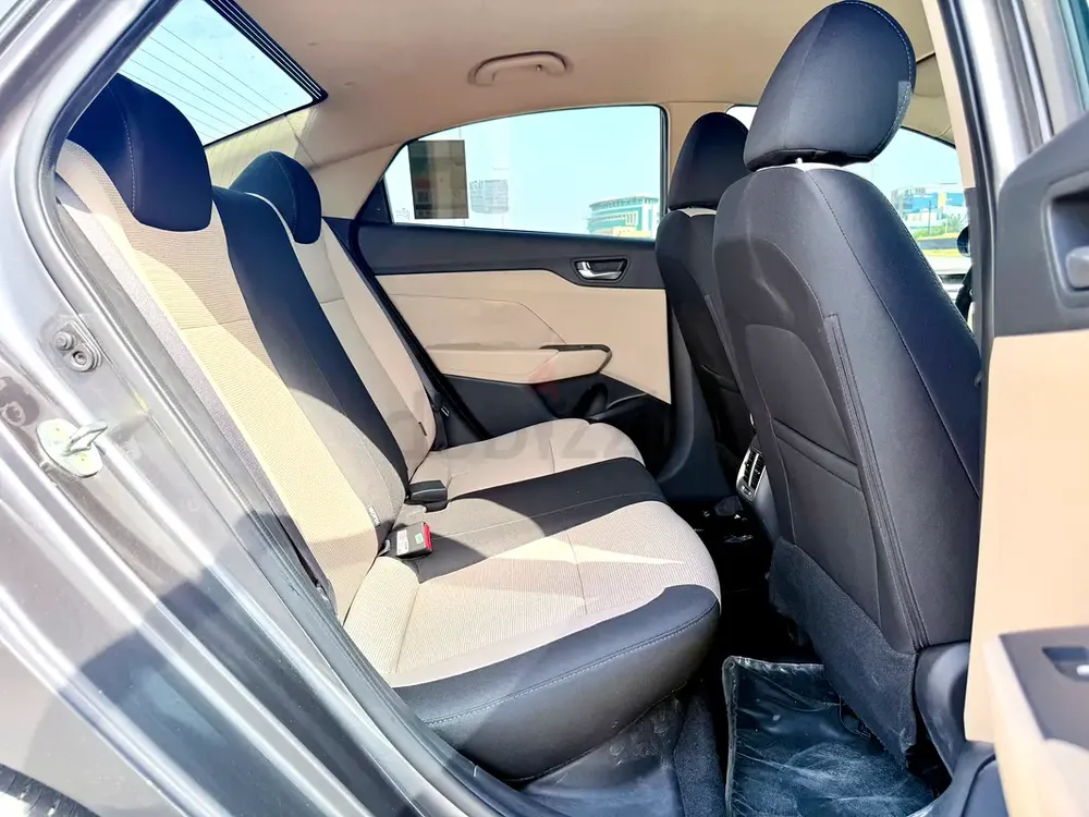 Hyundai accent 2023MY less excellent condition car - Image 13
