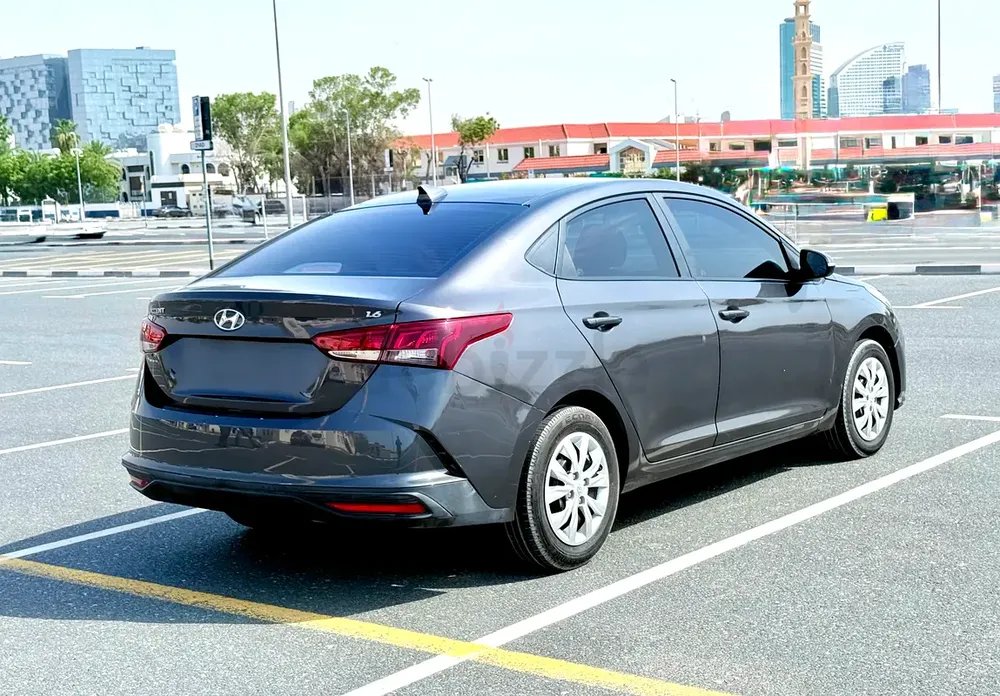 Hyundai accent 2023MY less excellent condition car - Image 6