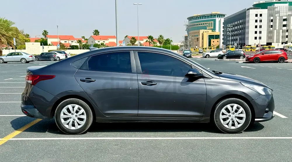 Hyundai accent 2023MY less excellent condition car - Image 8