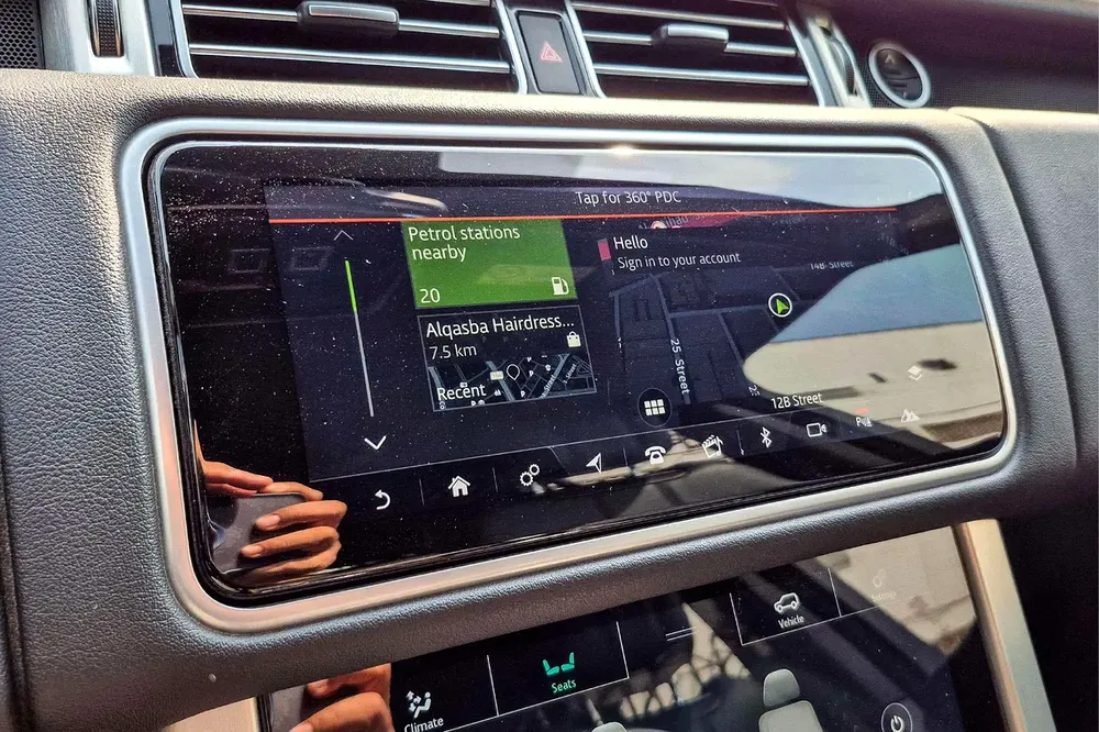 AED 2963/month | 2019 Land Rover Range Rover HSE | GCC Specs | Ref#390122 - Image 14