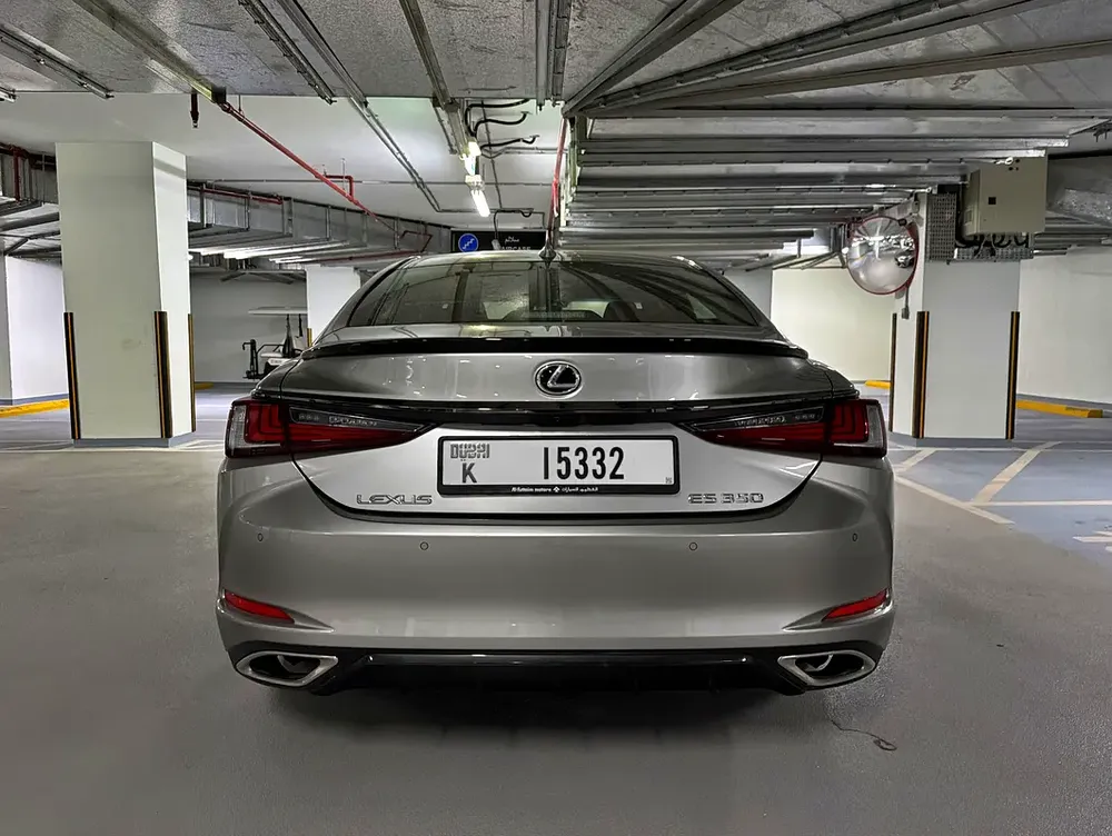 GCC LEXUS ES350 F SPORT / UNDER WARRANTY AND SERVICE CONTRACT - Image 8