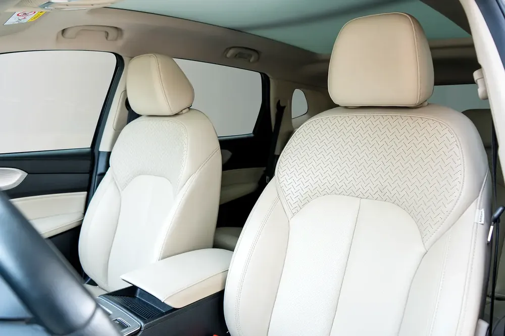MG RX5 1.5T Deluxe with warranty - Image 6
