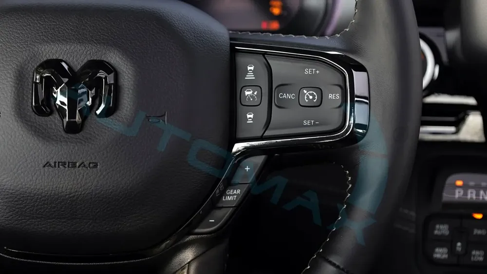 ( For Export / Car With Multigate ) 2026/2026 RAM 1500 LIMITED CREW CAB SST H.O 3.0TT GCC BRAND NEW - Image 9