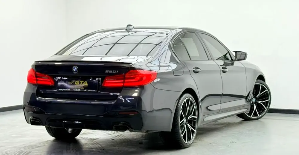 2020 BMW 520i, Warranty, Service History, Fully Loaded, Excellent Condition, GCC - Image 4