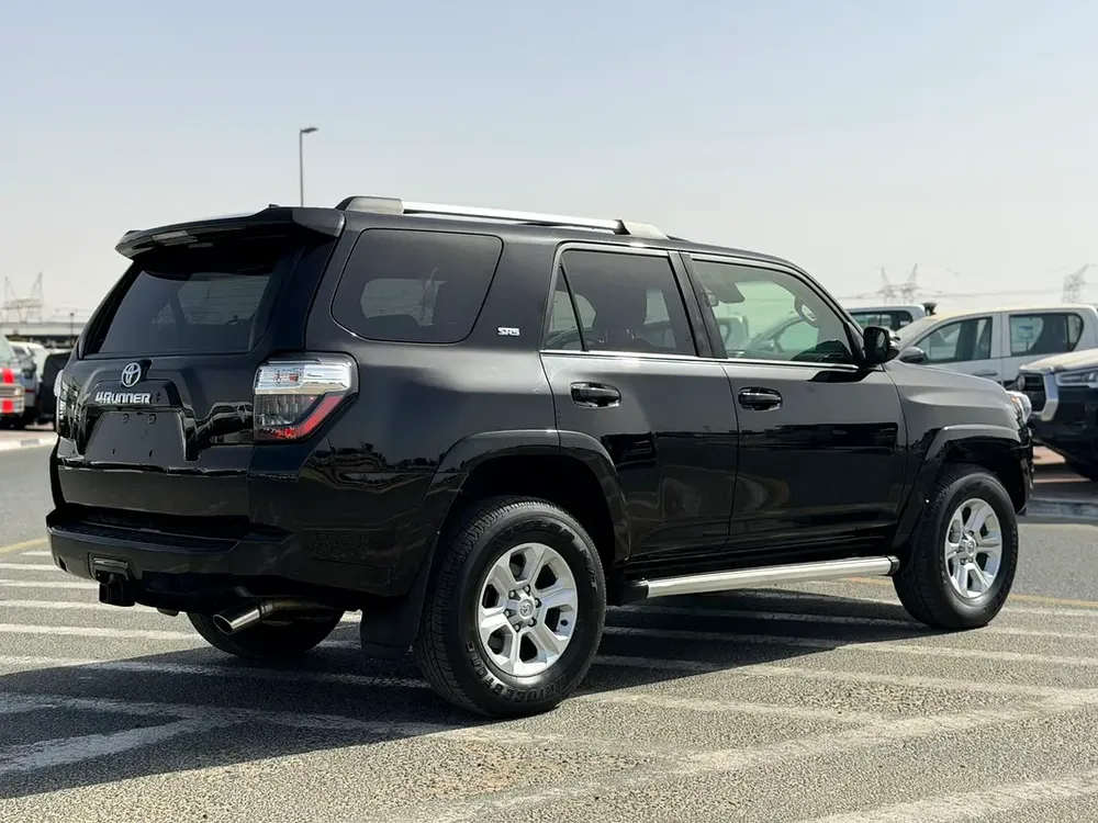2022 Toyota 4Runner SR5 Premium Full Option+ 4.0L V6 - AWD 4x4 With Radar  & Push Start - Sunroo - Image 8