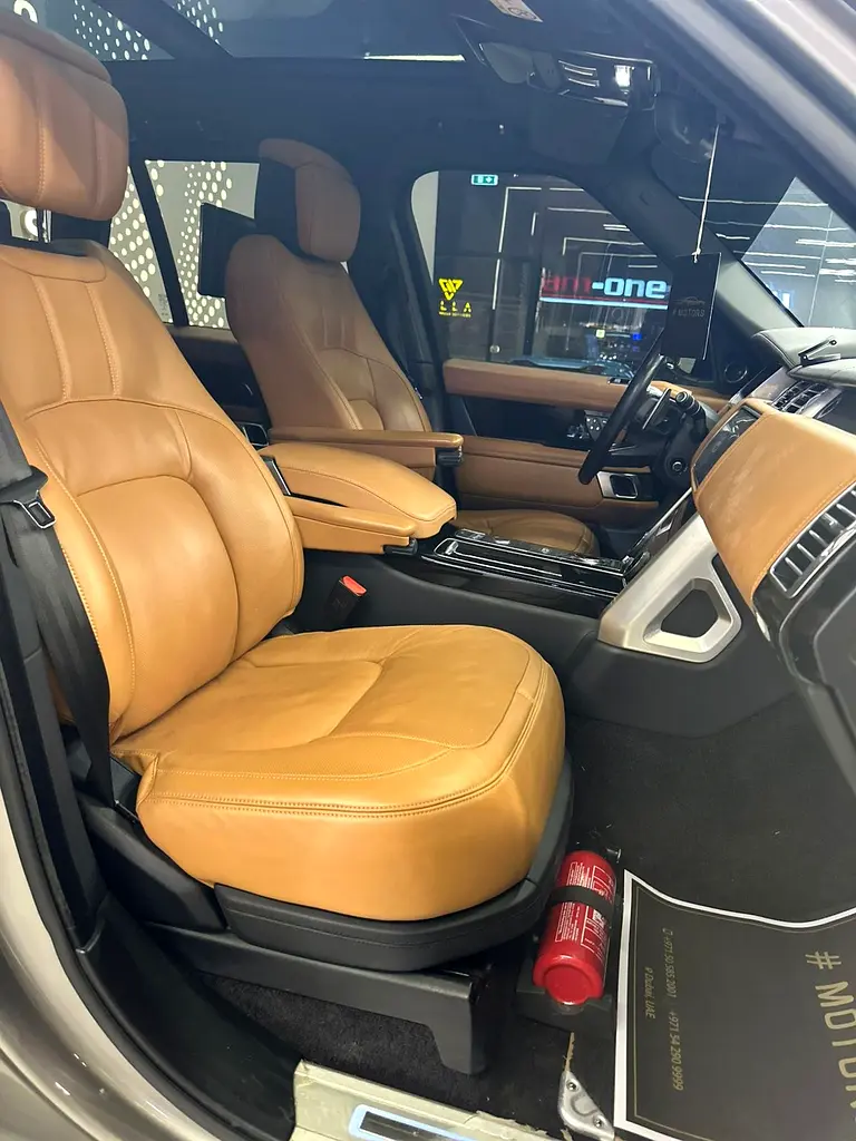 Range Rover Vogue V8 GCC - Image 7
