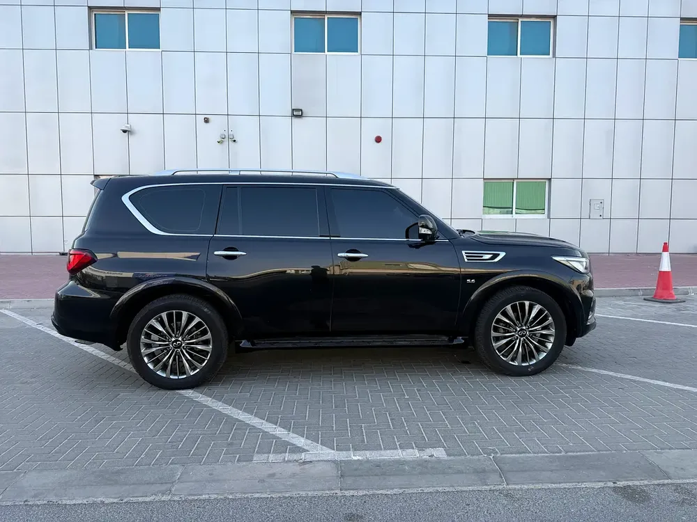 2018 Infiniti QX80 Limited Edition | GCC Specs | Top Trim - Image 4