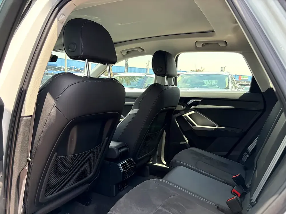 Audi Q3 35 TFSI Quattro 2022 -panoramic roof S-line - Image 9