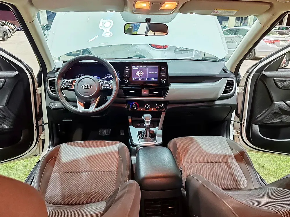 GCC Specs Kia Seltos EX 2021 - Excellent Condition - Image 15