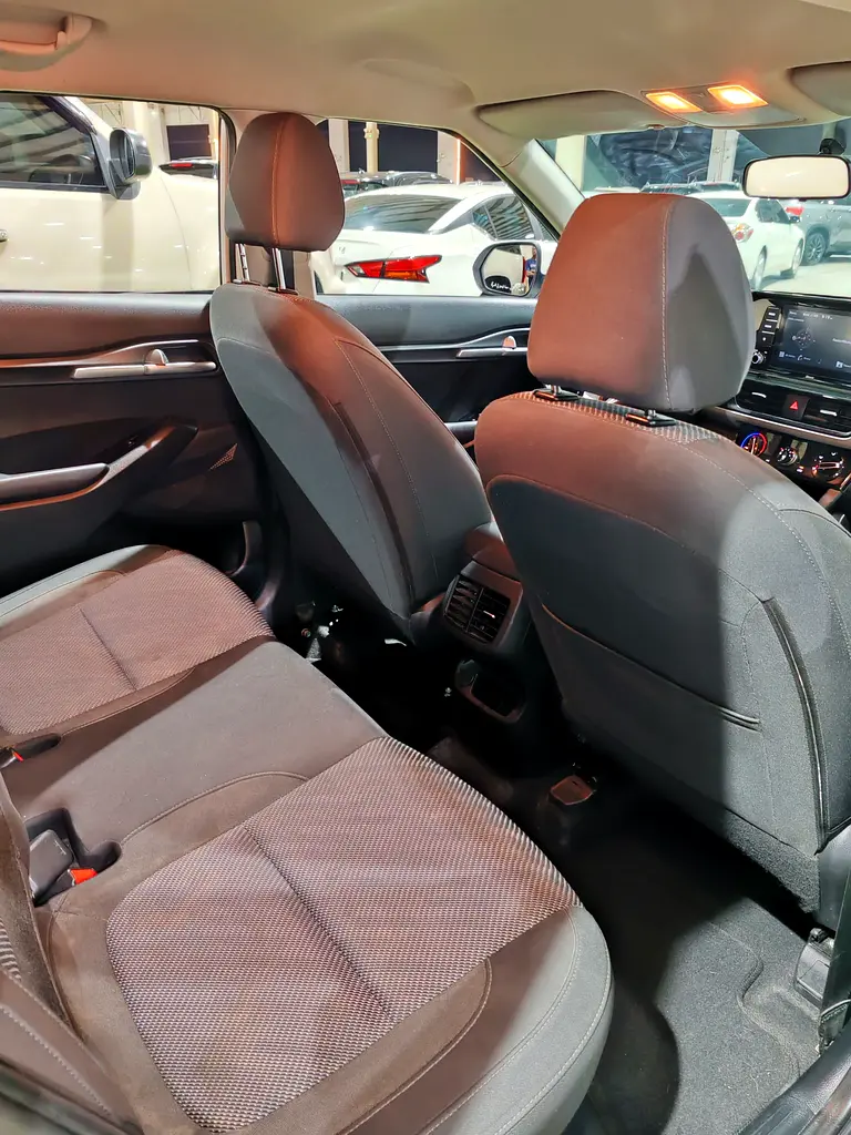 GCC Specs Kia Seltos EX 2021 - Excellent Condition - Image 17