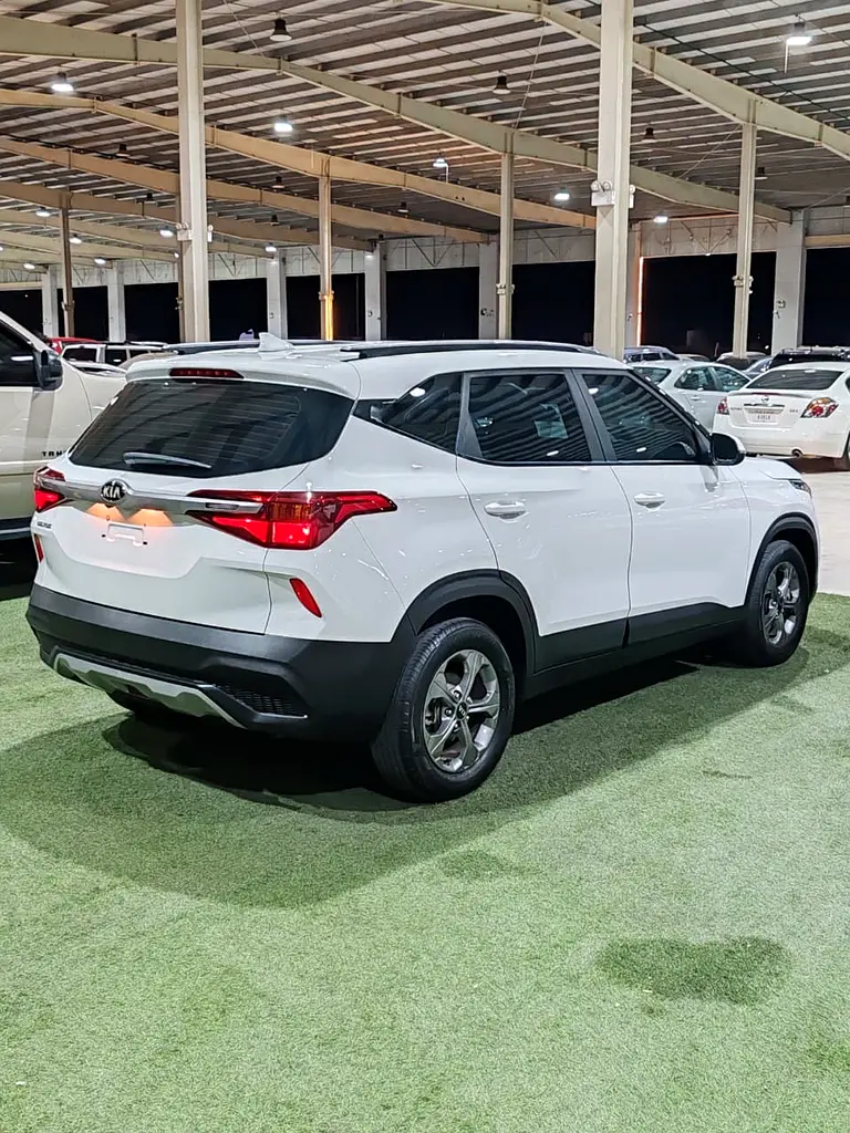 GCC Specs Kia Seltos EX 2021 - Excellent Condition - Image 4