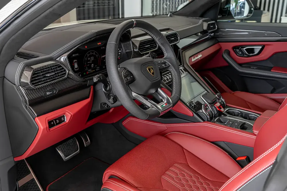 Lamborghini Urus S | Carbon Interior | Low Mileage 2024 (Warranty Available) - Image 16