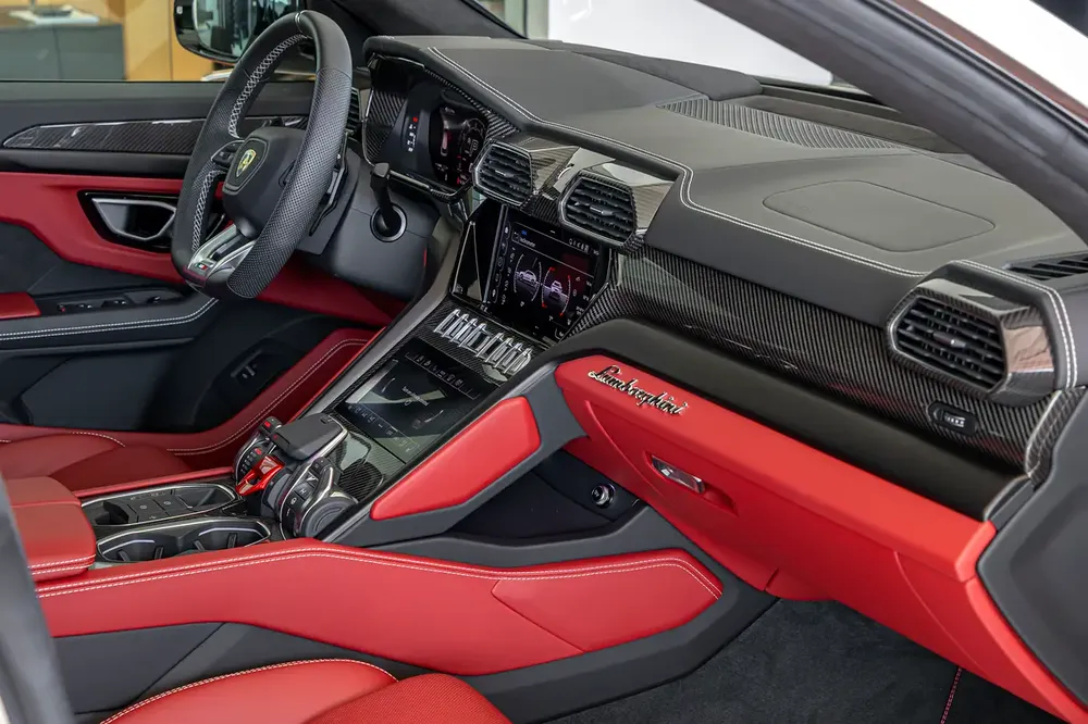 Lamborghini Urus S | Carbon Interior | Low Mileage 2024 (Warranty Available) - Image 18