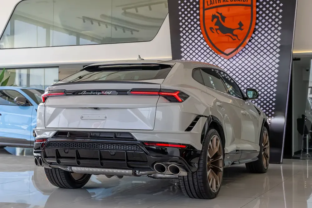 Lamborghini Urus S | Carbon Interior | Low Mileage 2024 (Warranty Available) - Image 4
