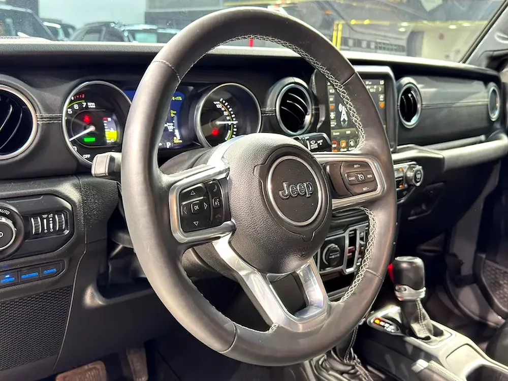 2022 - Jeep Wrangler Sahara UNLIMITED 4XE edition - V4 - Image 16