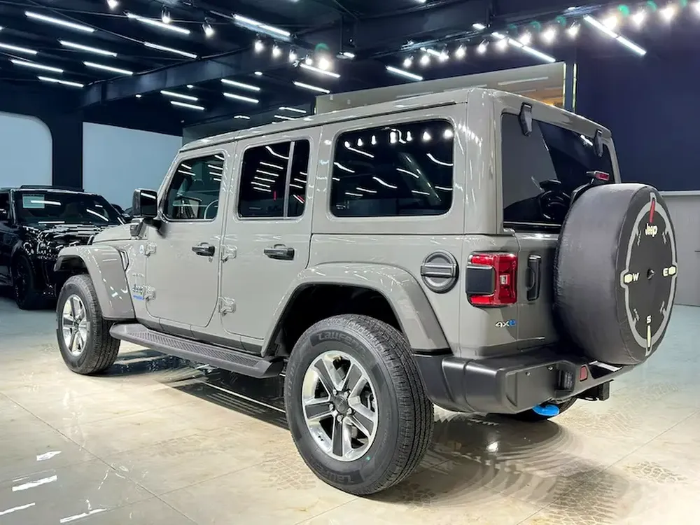 2022 - Jeep Wrangler Sahara UNLIMITED 4XE edition - V4 - Image 6