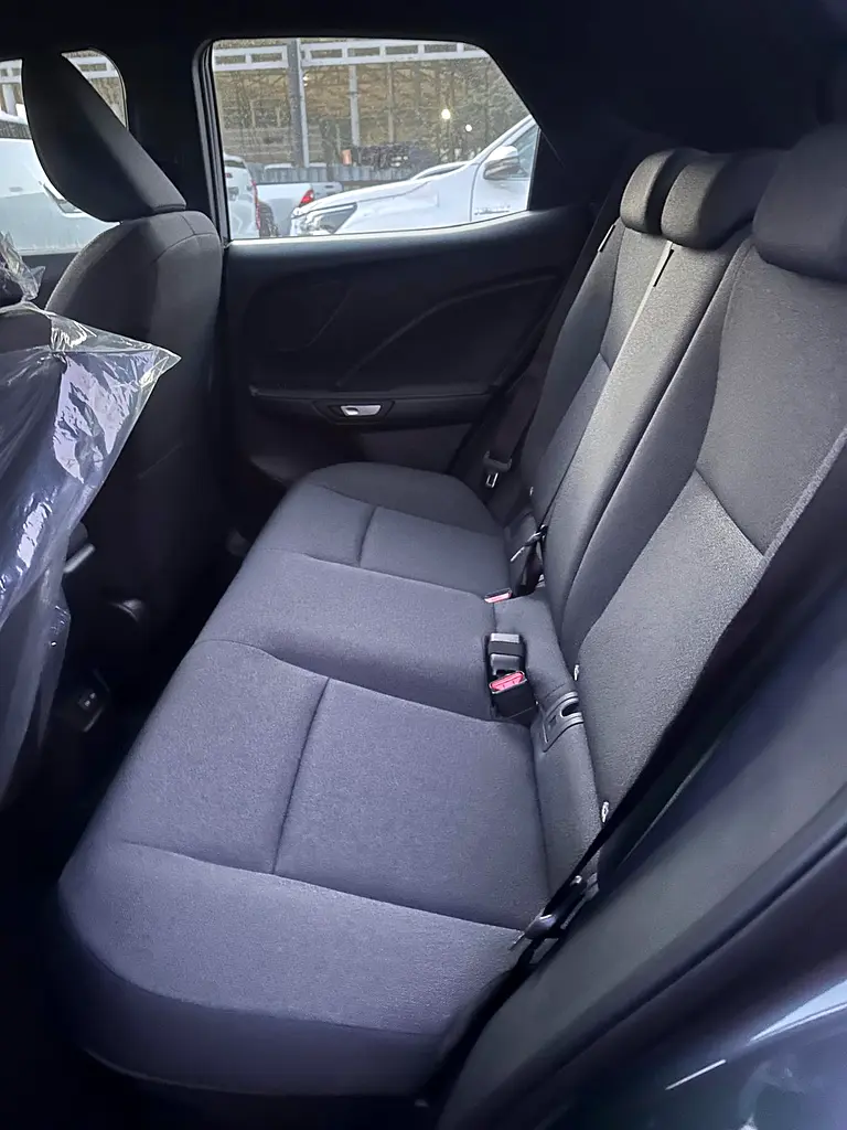 Lexus LBX brand new - Image 6