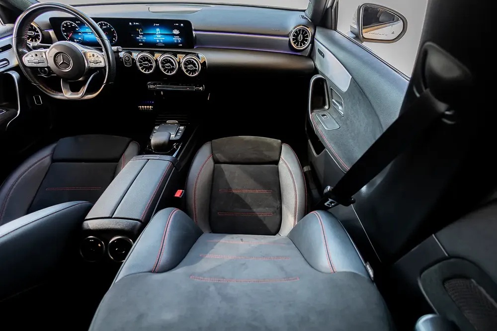 Mercedes-Benz A200 AMG Line Premium 2021 GCC | Warranty | Flexible D.P. - Image 15