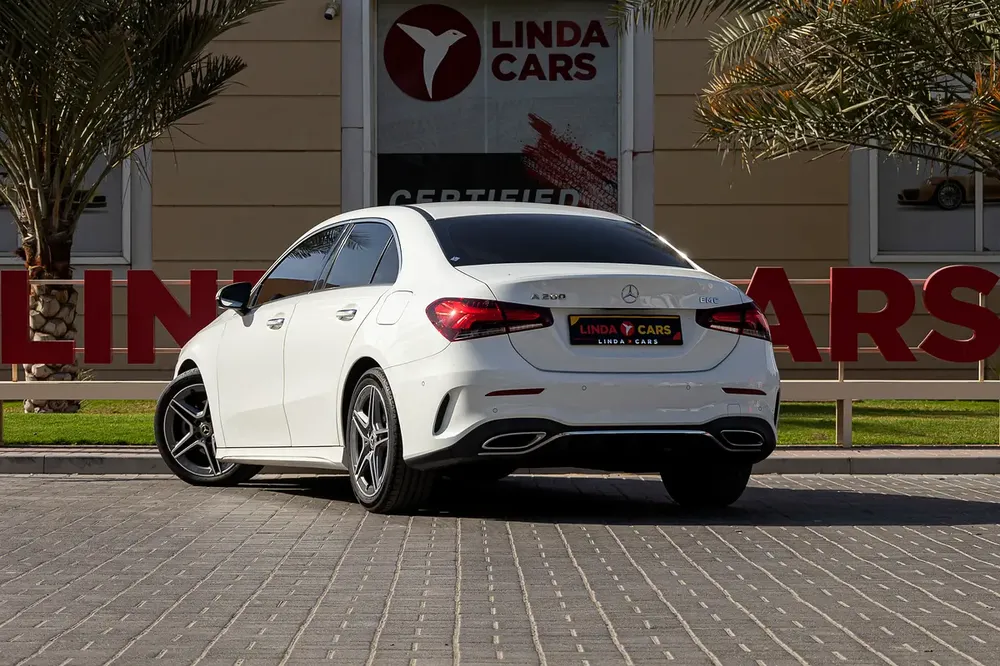 Mercedes-Benz A200 AMG Line Premium 2021 GCC | Warranty | Flexible D.P. - Image 7