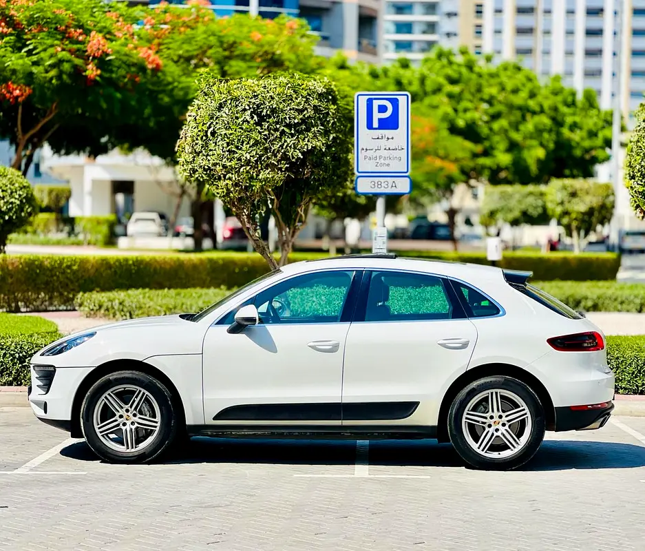 Porsche Macan S 2015 | GCC Specs | NO Accident Original Paint - Image 8