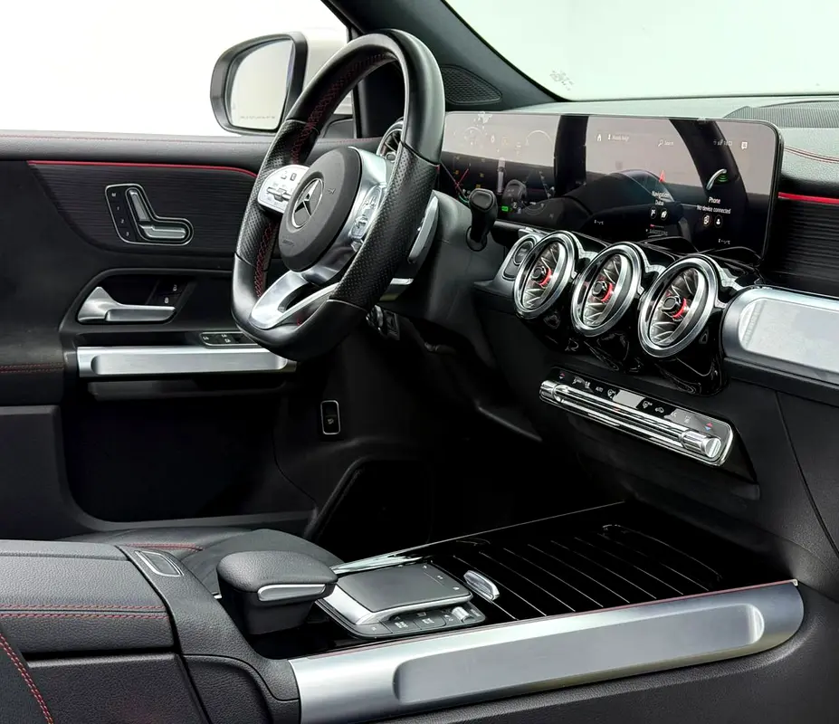 2023 Mercedes EQB 350, Agency Warranty Till 2028, Full Service History, Excellent Condition, GCC - Image 13