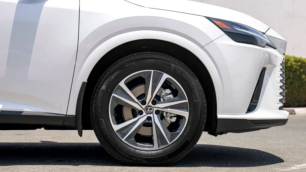 RX 350 PREMIUM | 2-YEAR WARRANTY + SERVICE INCLUDED | IN-HOUSE FINANCING | 0% DOWNPAYMENT (BANK) - Image 4