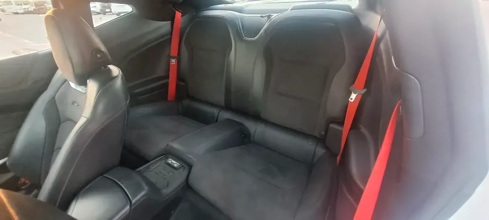 CAMARO 2018 ZL1 V8 6.2L LT4 SUPERCHARGE 10 GEAR + GCC AL GHANDI TOP OPTION + NO ACCIDENT - NO VAT - Image 14
