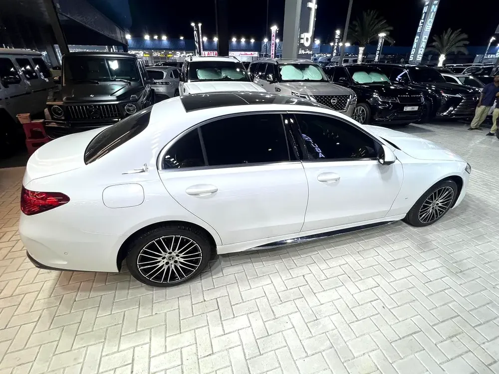 Brand New Mercedes-Benz C-Class C260 L - 2025 - Chinese Specs - Image 6