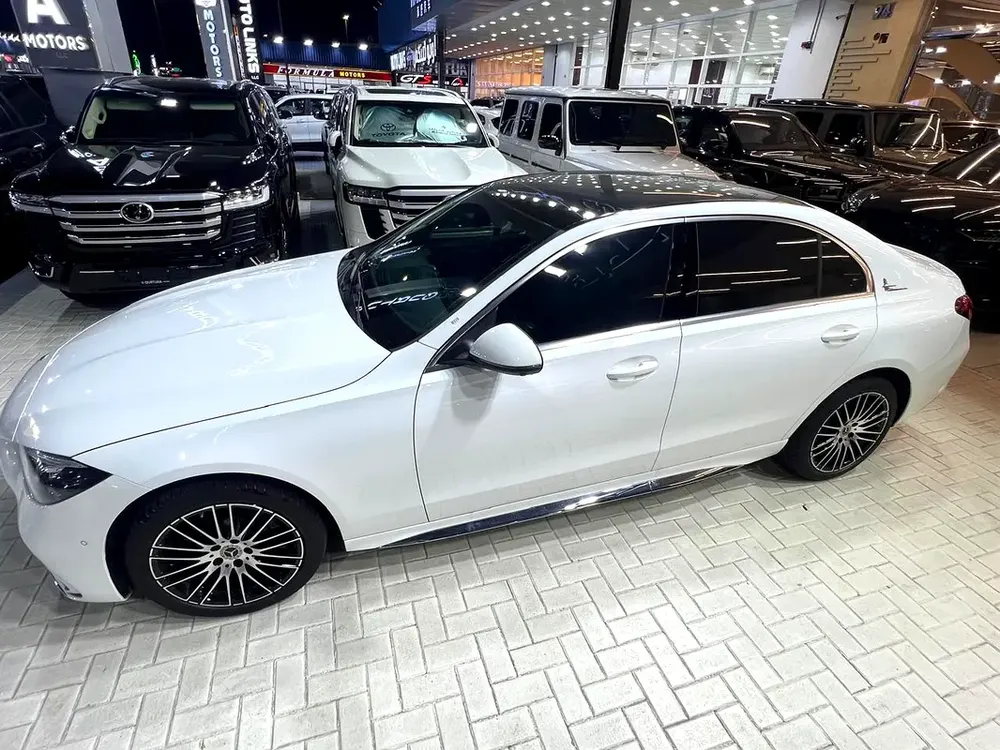 Brand New Mercedes-Benz C-Class C260 L - 2025 - Chinese Specs - Image 9