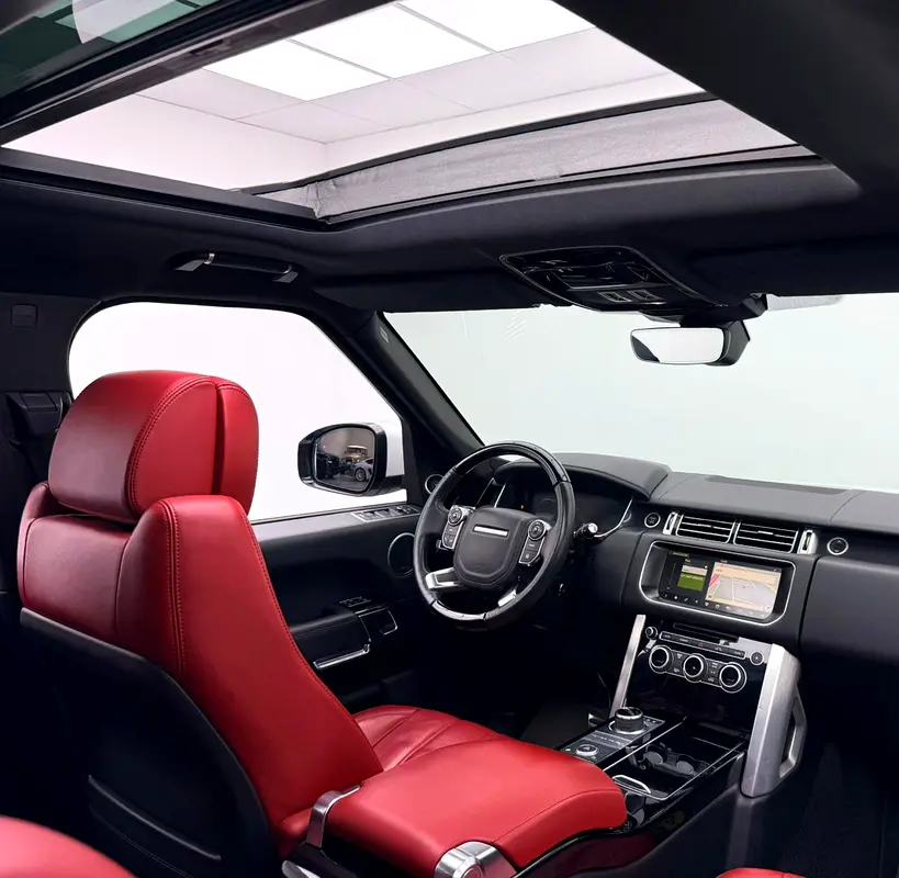 2017 Range Rover Vogue SE Supercharged, 2026 RR Warranty, 2029 RR Service Pack, Fully Loaded, GCC - Image 13