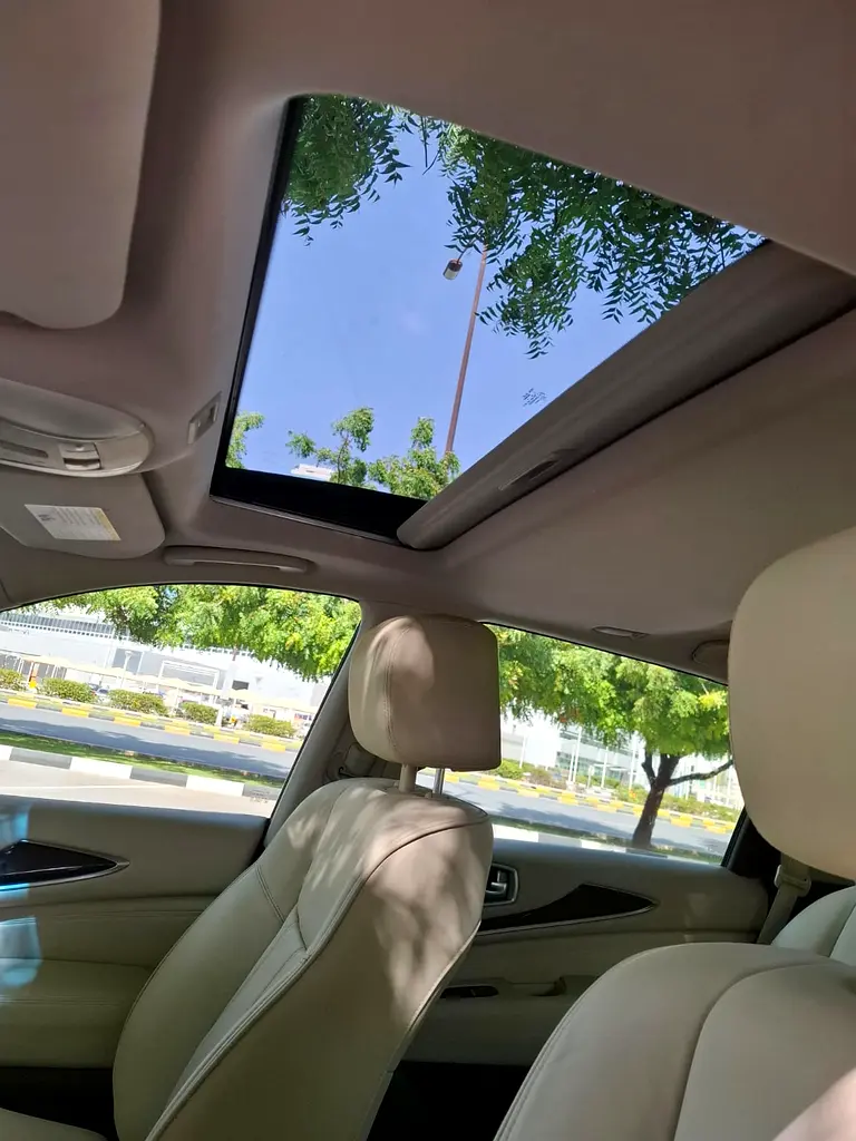 GCC INFINITY QX60 2015 7 SEATERS WITH RADAR AND PANORAMA - Image 16