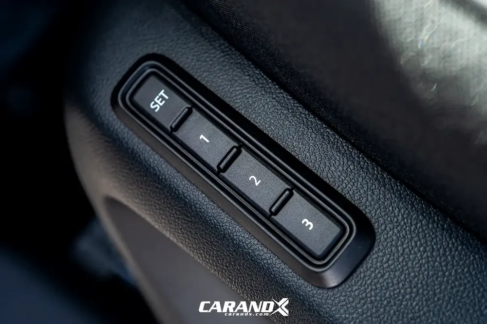 Volkswagen Tiguan L PRO 330TSI 2WD R-LINE Smart Leading 2025 - Image 10