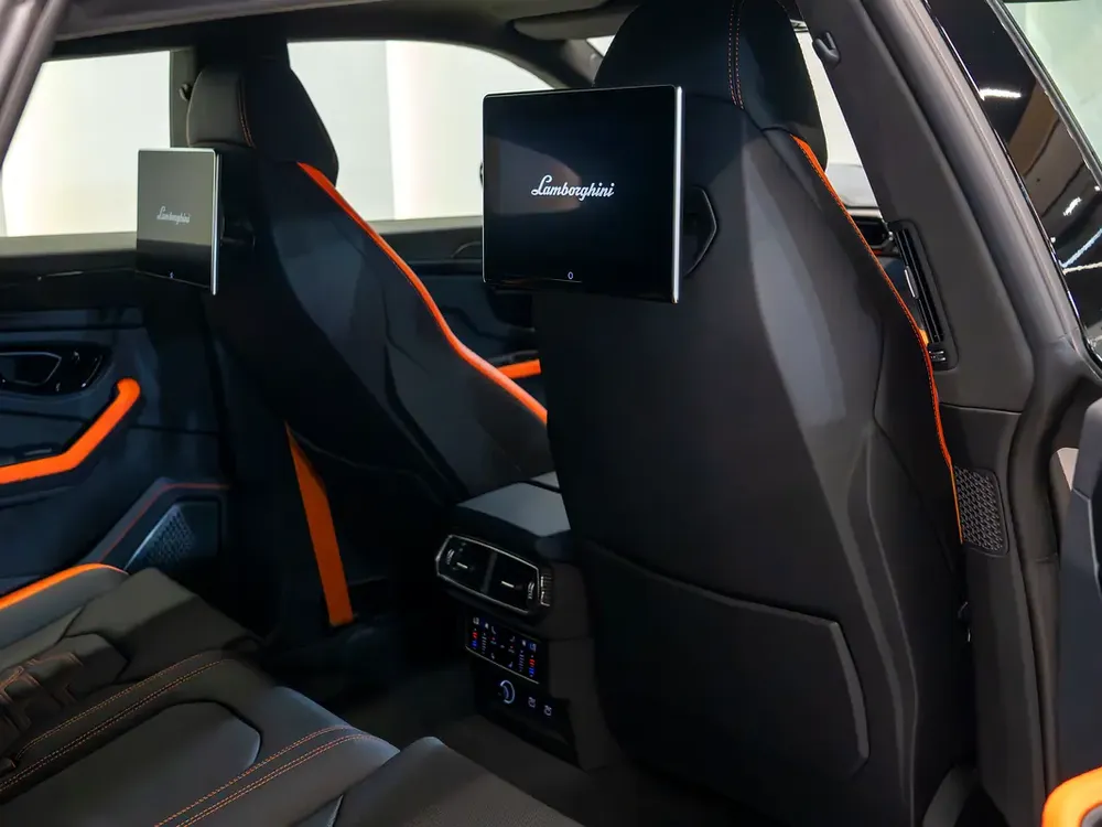 2025 | LAMBORGHINI URUS SE | EUROPEAN SPECS | BRAND NEW | 0 KM | HYBRID SUPER SUV | V8 ENGINE - Image 10