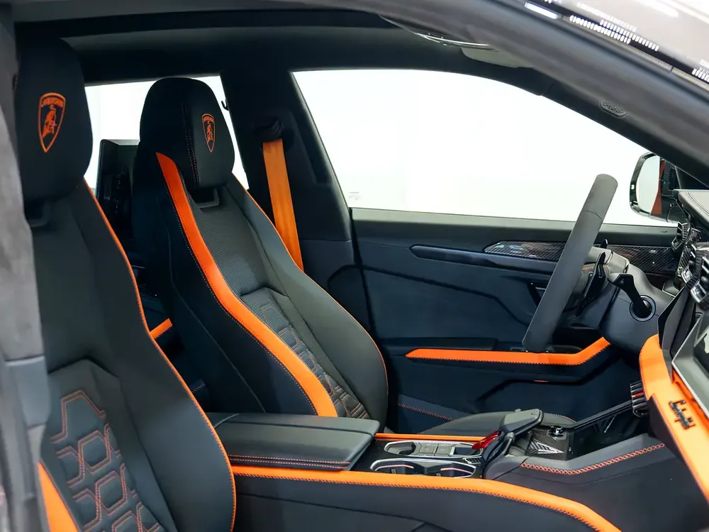 2025 | LAMBORGHINI URUS SE | EUROPEAN SPECS | BRAND NEW | 0 KM | HYBRID SUPER SUV | V8 ENGINE - Image 13