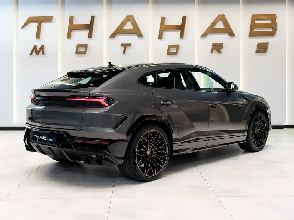 2025 | LAMBORGHINI URUS SE | EUROPEAN SPECS | BRAND NEW | 0 KM | HYBRID SUPER SUV | V8 ENGINE - Image 5