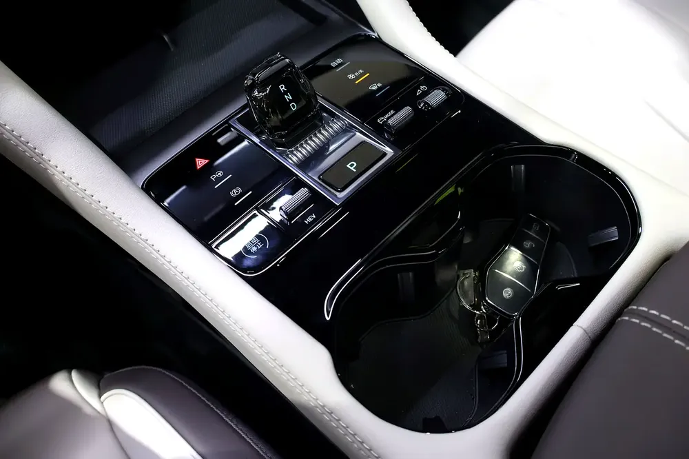 2025!! BYD Song Plus || Under Warranty || Local price - Image 12