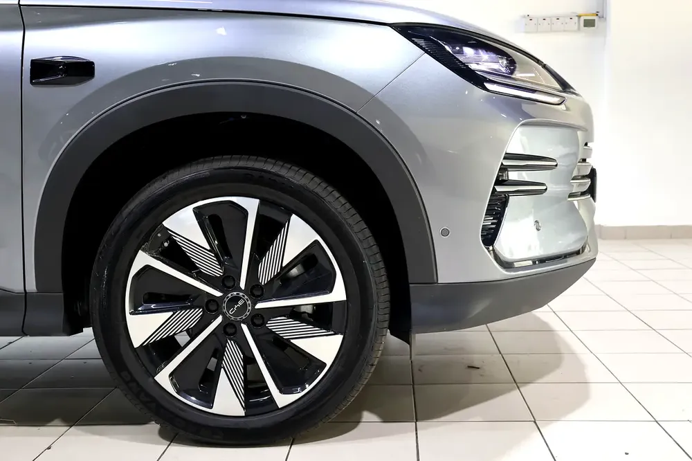 2025!! BYD Song Plus || Under Warranty || Local price - Image 17